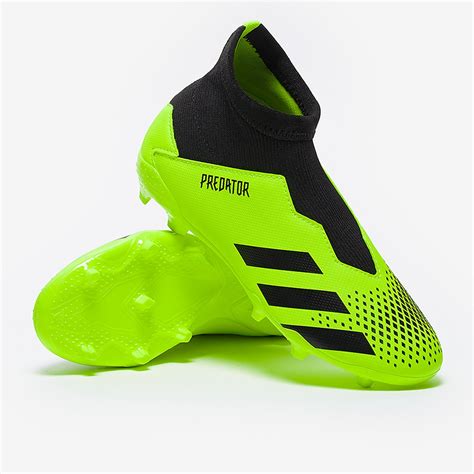 Adidas football shoes without studs